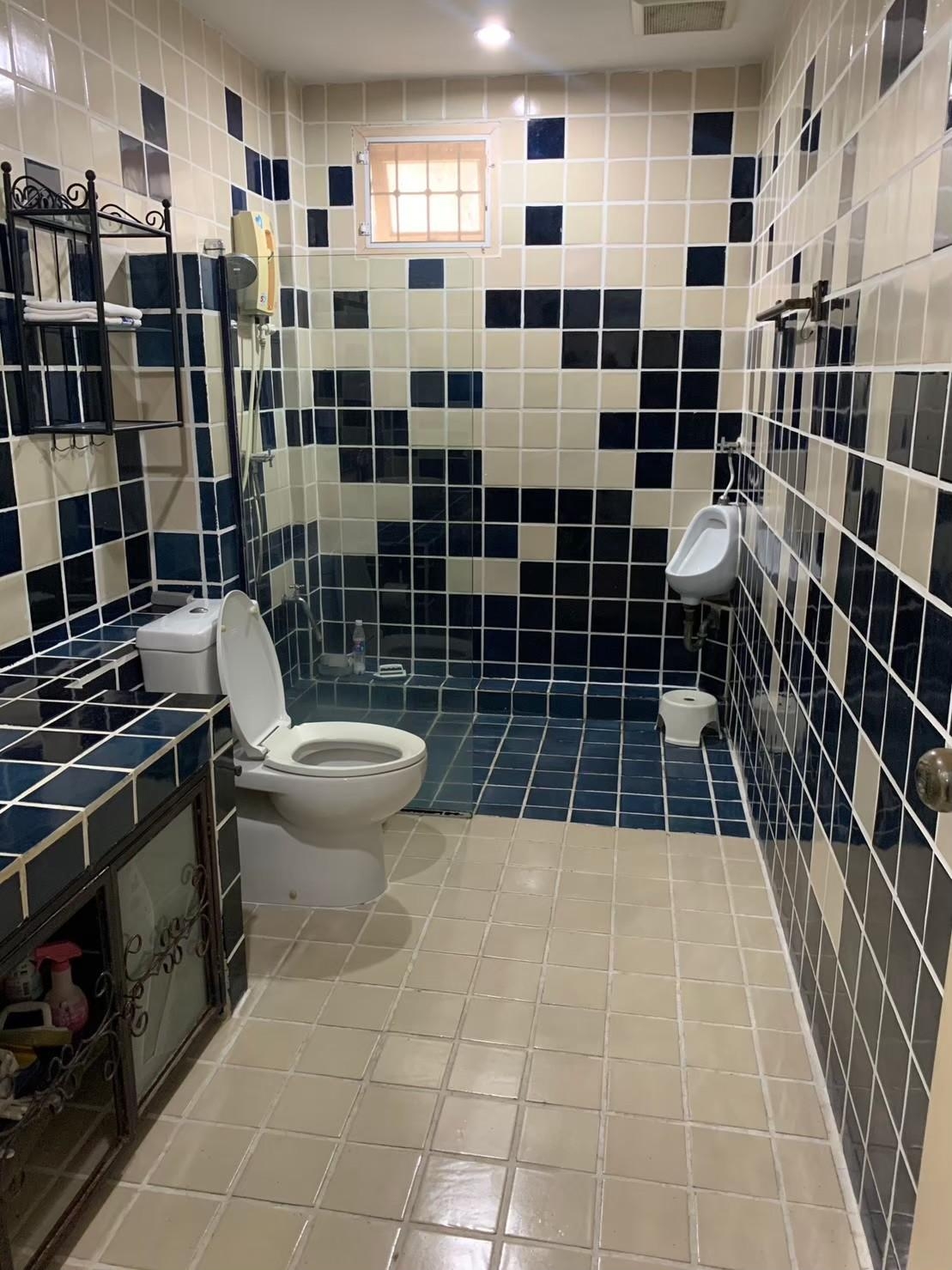 3CE0449A-A99F-42DC-B8A6-D23F73C89F74