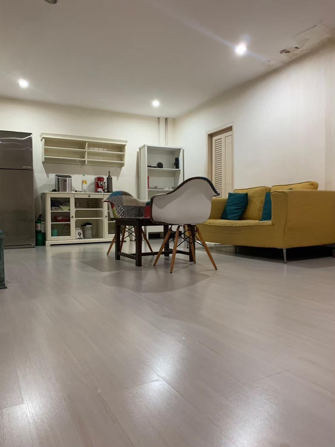 7F71E550-4C9D-4B52-A241-75C34D4C52AD