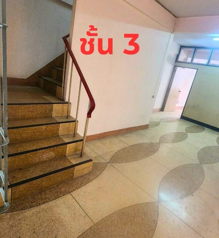 721