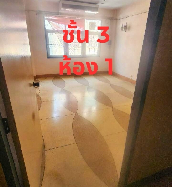 721
