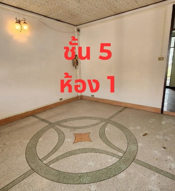 721