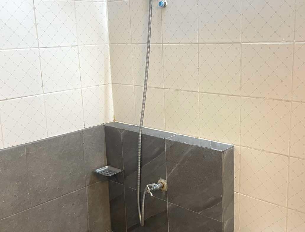 1032