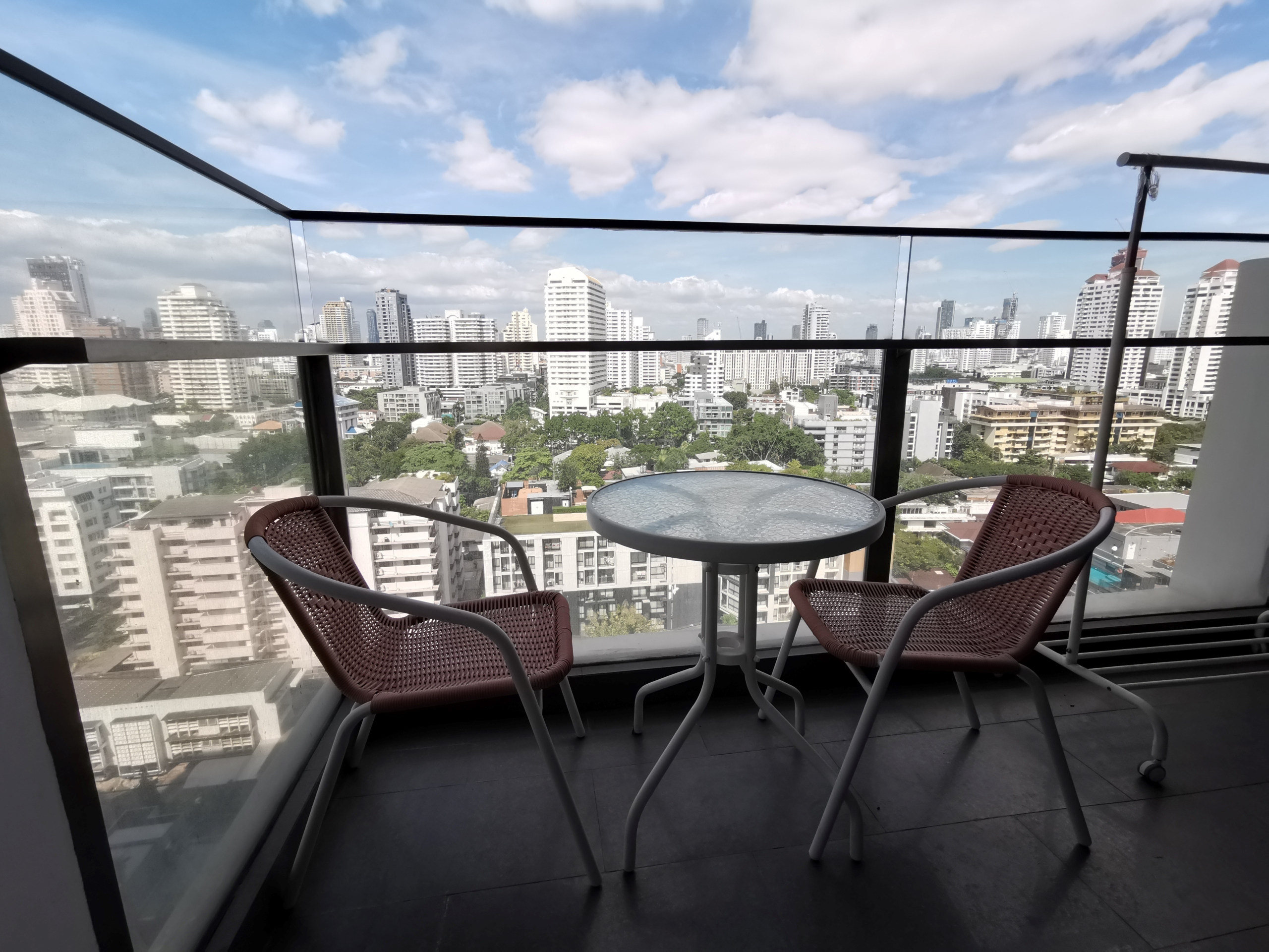 LINE_ALBUM_เอควา 668_250712_17.1