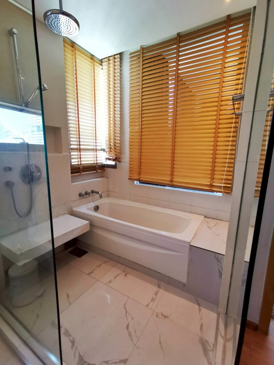 LINE_ALBUM_เอควา 668_250712_27