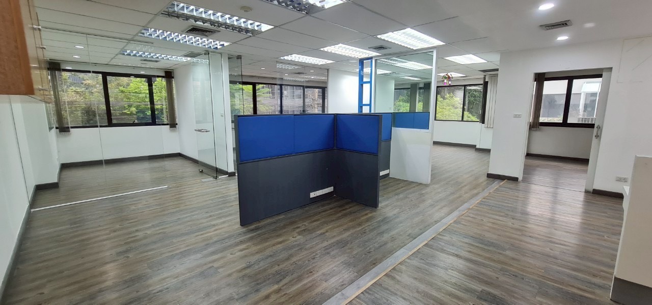 line_oa_chat_251110_102420_group_5