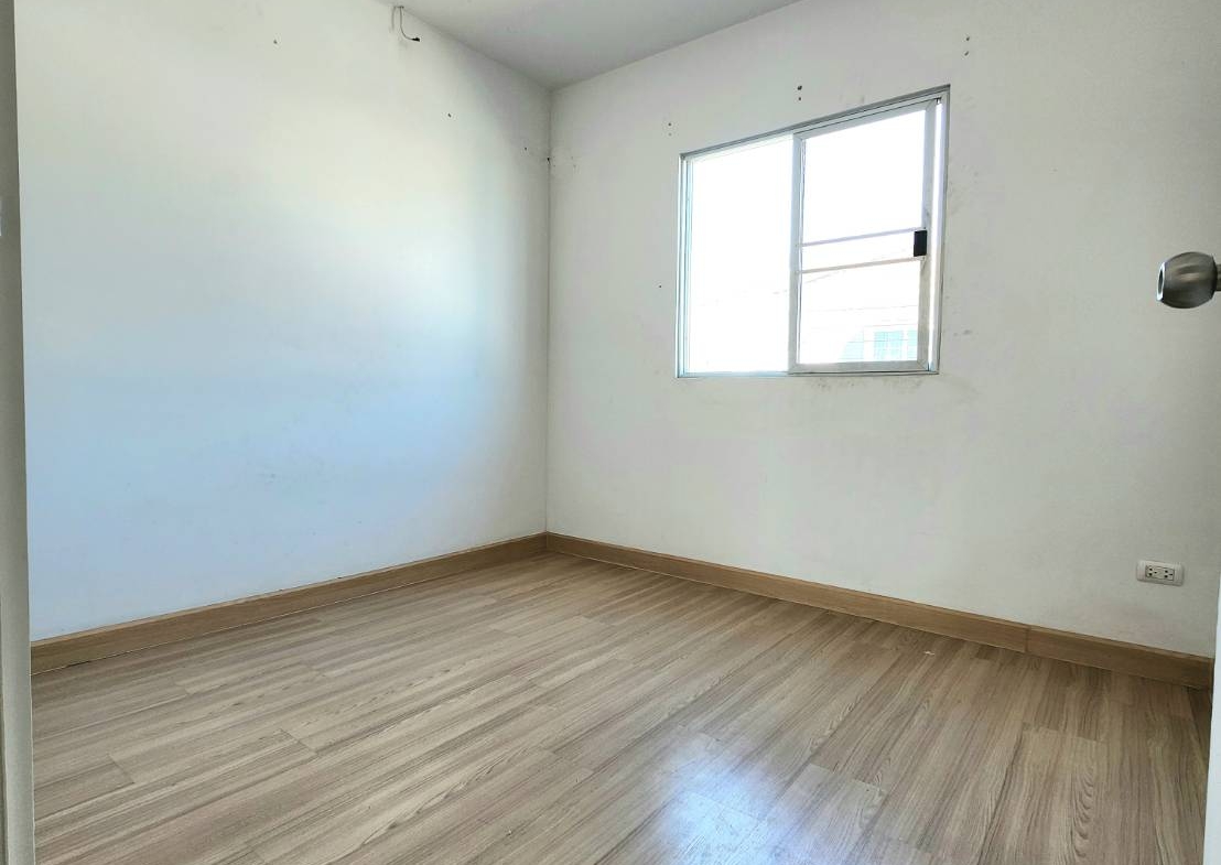 1108
